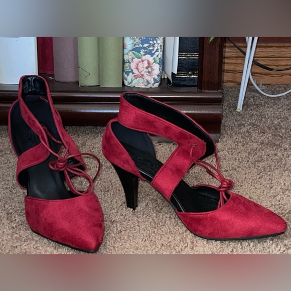 BUTITI Red Strappy Lace-Up Pump - Picture 2 of 5